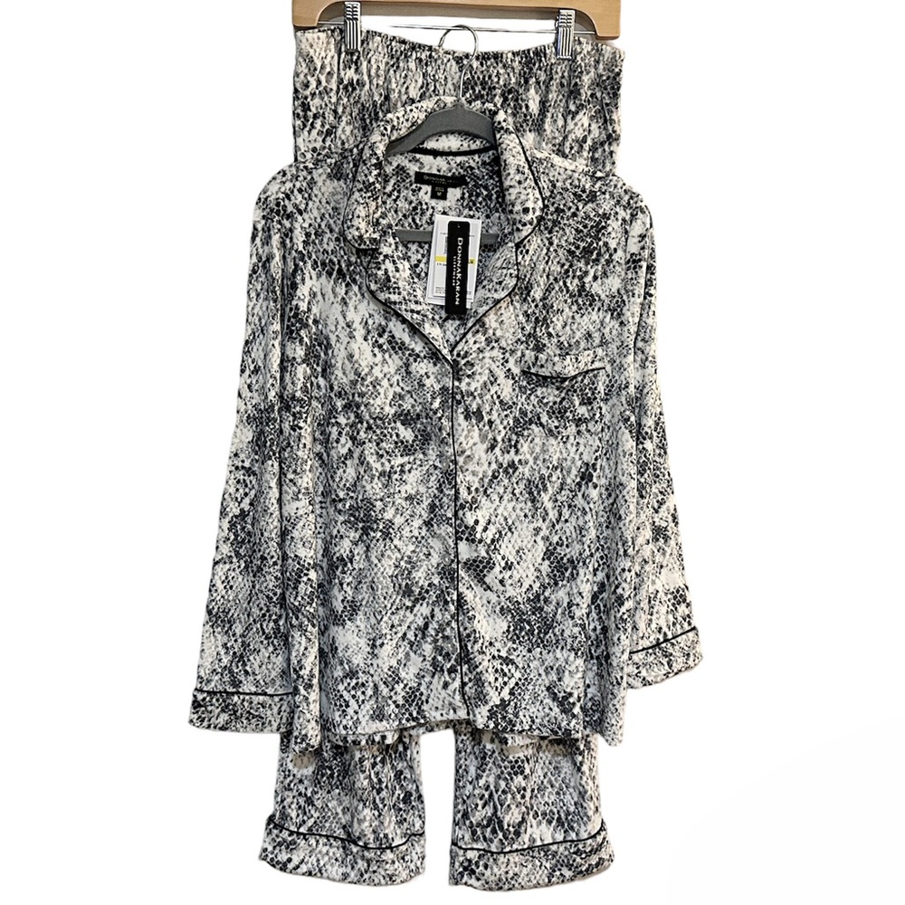 Donna Karan 2 pc Animal Print Pajama Set W/ Pockets Size Medium Gray - Picture 1 of 11